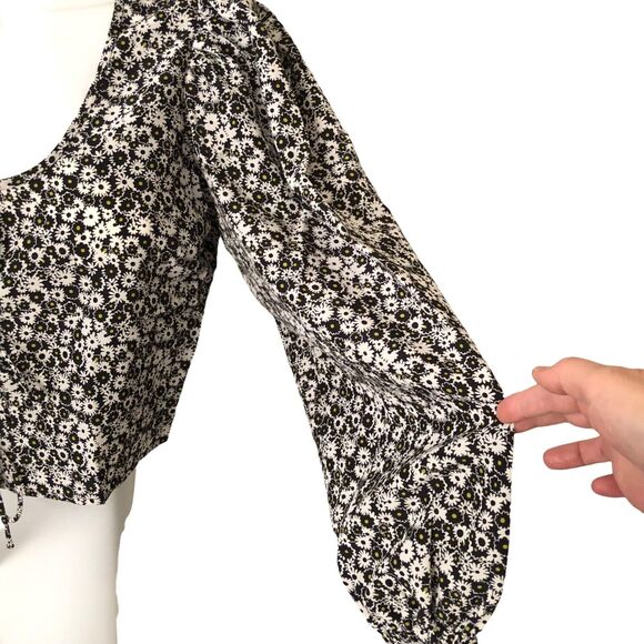 NEW Levi's Embry Tie Front Blouse L Puff Balloon Sleeve Cropped Crop Top Floral - Picture 5 of 9
